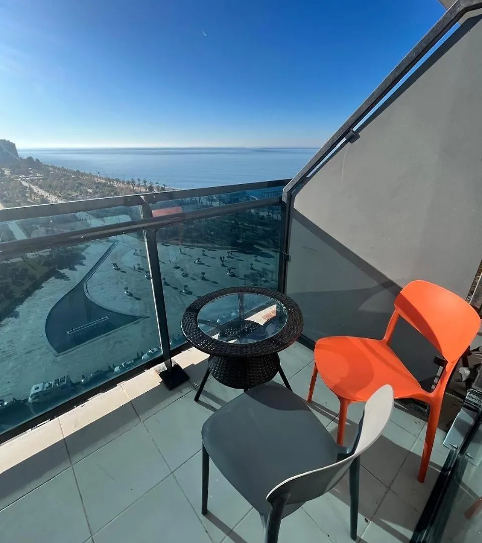 Апартаменты С Обзорным Видом На Море И Бульвар Orbi Beach Tower Batumi Apartment